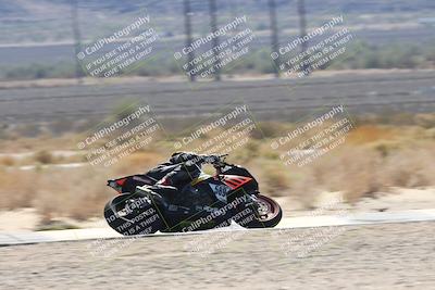 media/Oct-05-2025-CVMA (Sun) [[beeef4f201]]/Race 10-Formula Lightweight Twins Shootout/